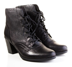 Y8930/00 RIEKER