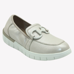 9-24700-42 136 Caprice