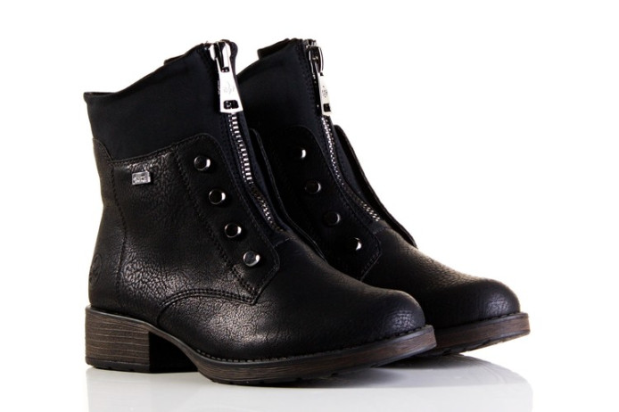 detail Z9562 RIEKER