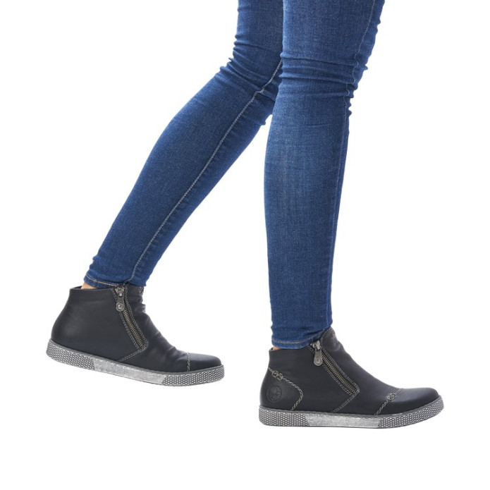 detail L1260/00 RIEKER