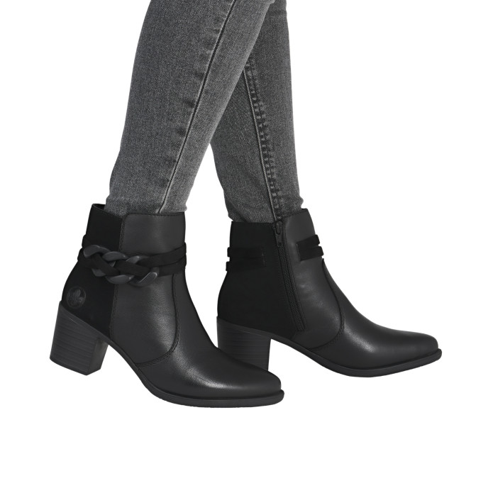detail Y2066-00 Rieker
