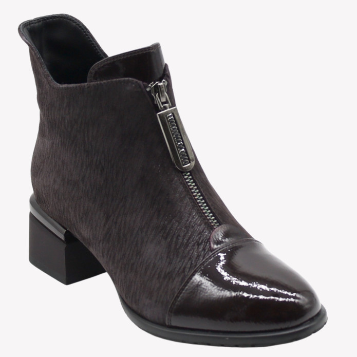 detail JIJI70014C 02-I Epica