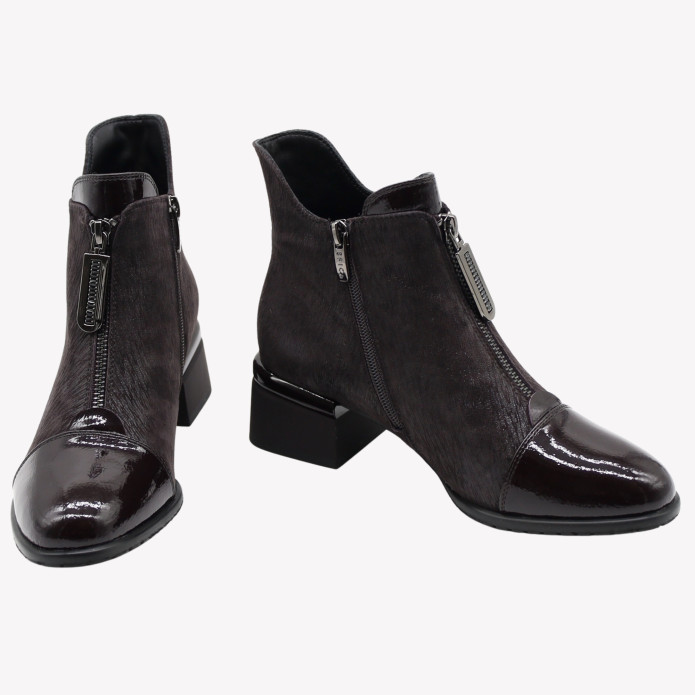 detail JIJI70014C 02-I Epica