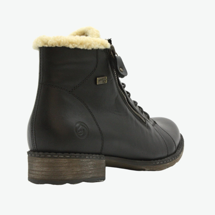detail D4372-01 Remonte