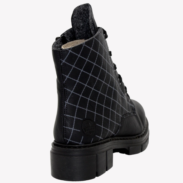 detail Y4515-00 Rieker