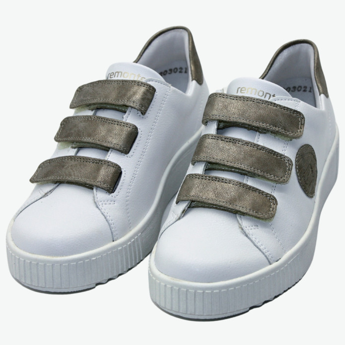 detail R7902-80 Remonte