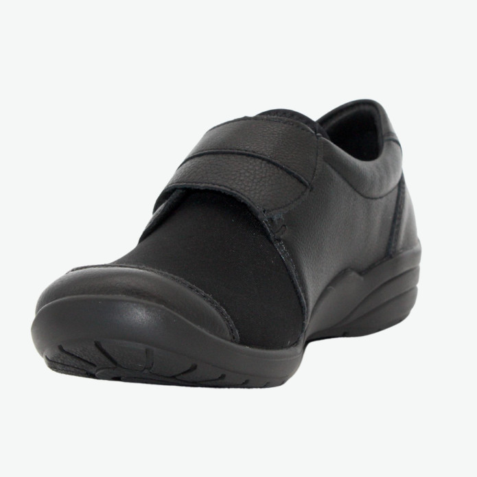 detail R7600-01 Remonte