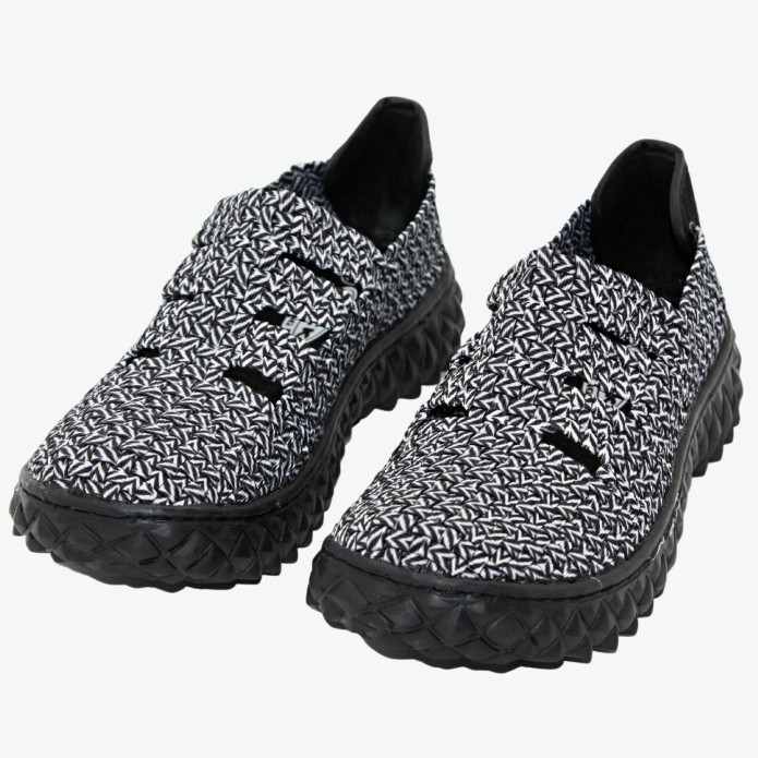 detail 111-23 Rock spring