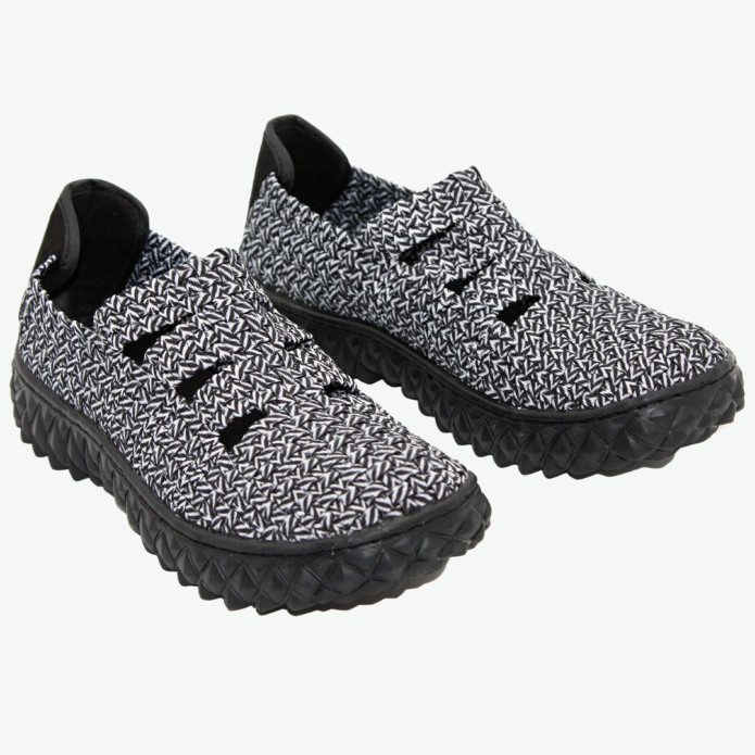 detail 111-23 Rock spring