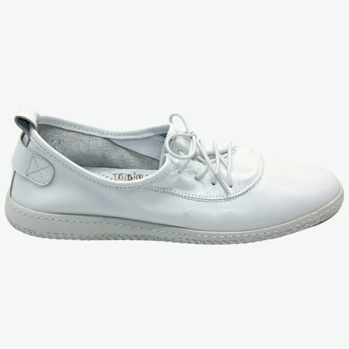 detail 102 24 123 Molly Bessa