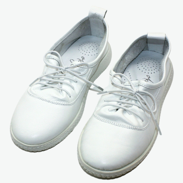 detail 102 24 123 Molly Bessa