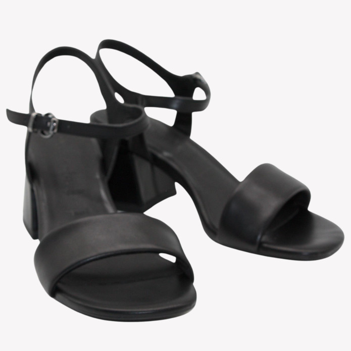 detail 1-1-28398-20 003 Tamaris