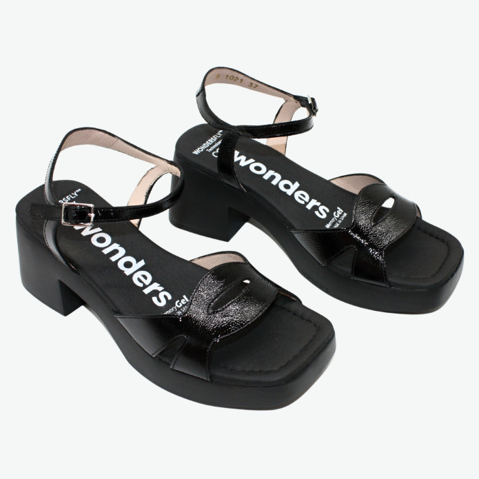 detail D-1021 2 Wonders