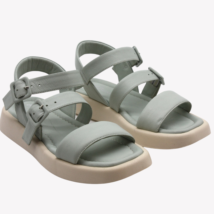 detail 158008 Molly Bessa