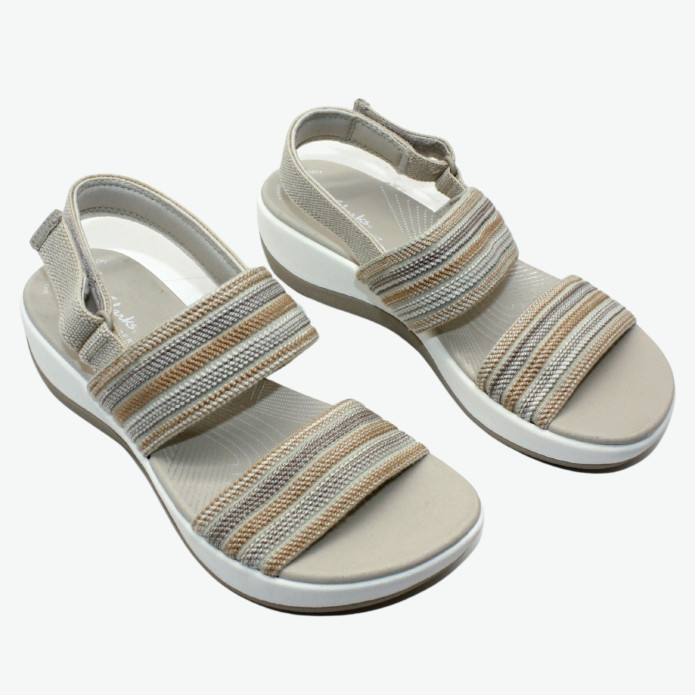 detail ARLA STROL 4 Clarks