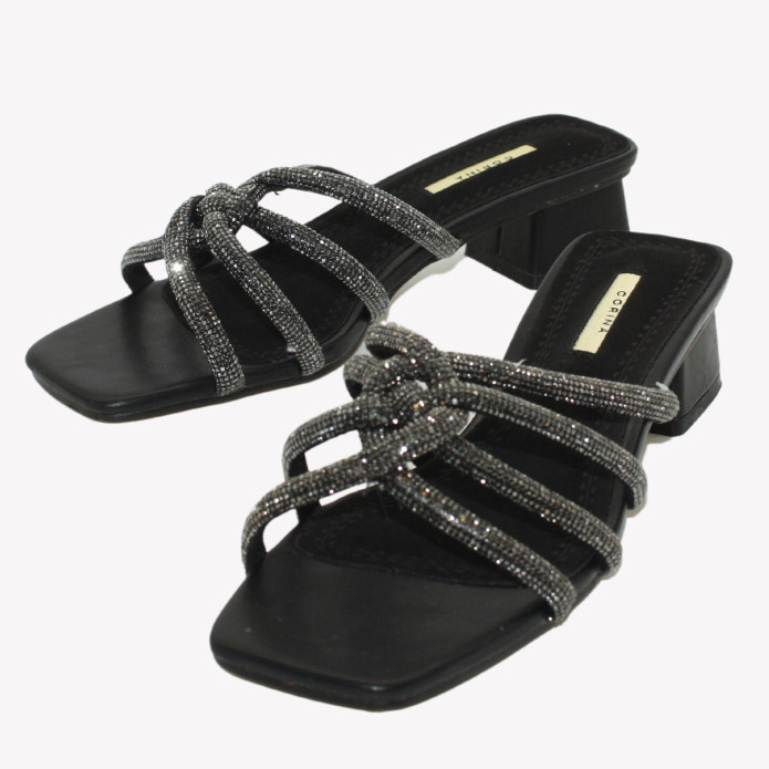 detail M3365 Corina