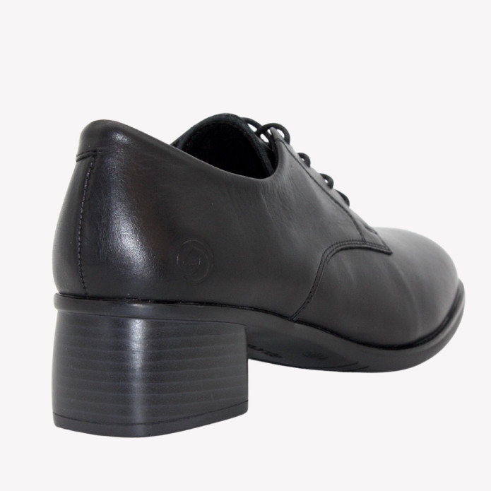detail R8801-01 Remonte