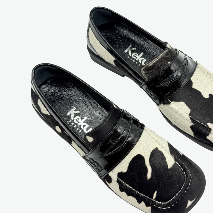 detail 3002 Pony Keku