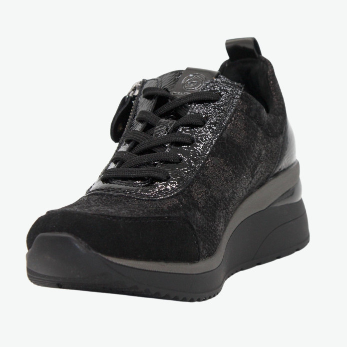 detail D2401-02 Remonte
