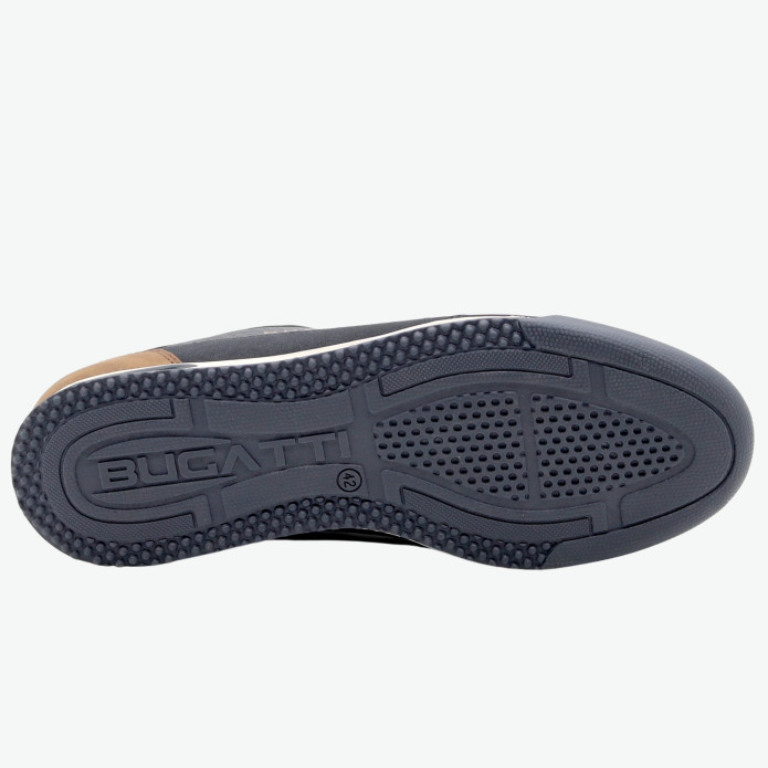 detail 321A3819 5000-4100 Bugatti